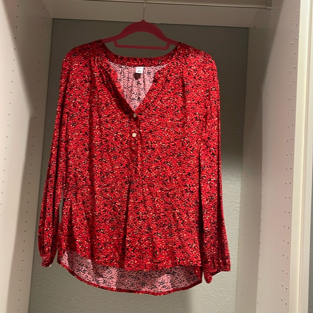 Old Navy V Neck Pattern Blouse Size Medium